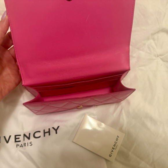 Givenchy Quilted Strap Wallet Bag Purse Sorbet Pink New - Picture 8 of 9